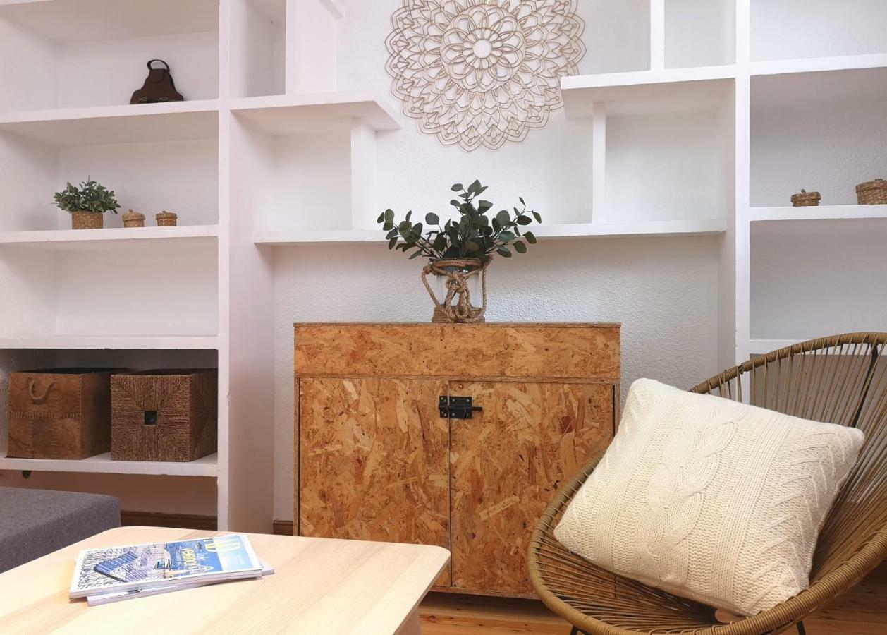Apartamento Atocha 68 Apartment Madrid Exterior photo